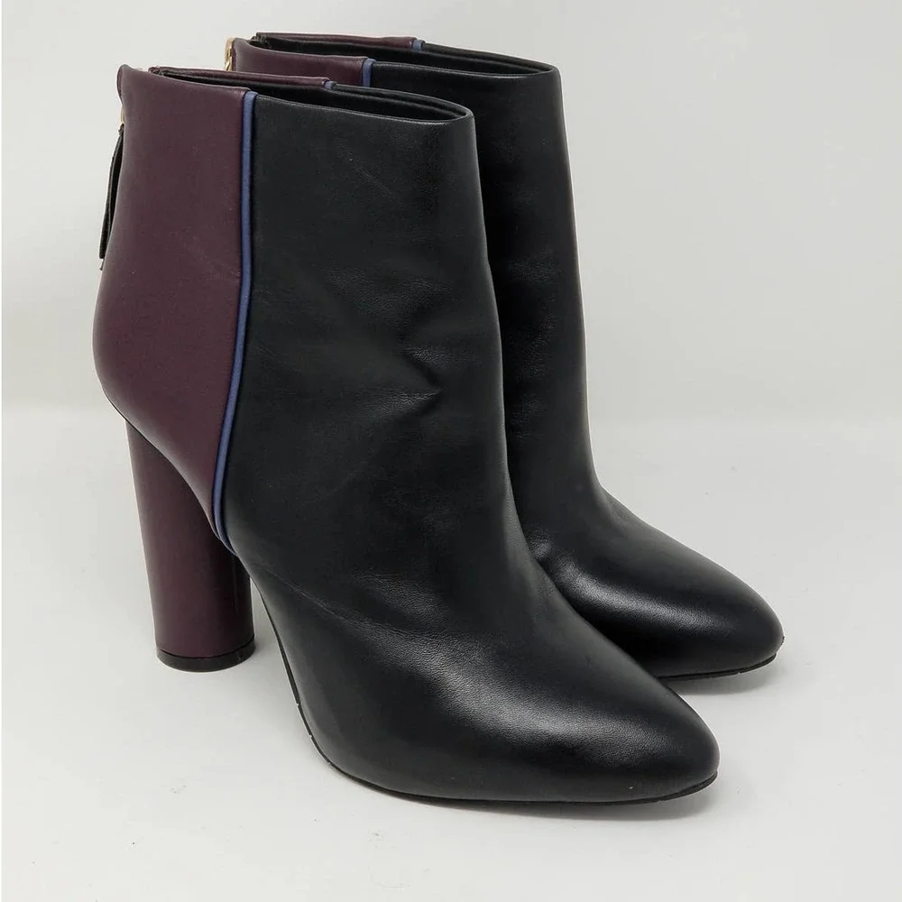 Cabi Bisset Bootie Size 8 Ankle Boots Block Heels Back Zip Two Tone Black Purple